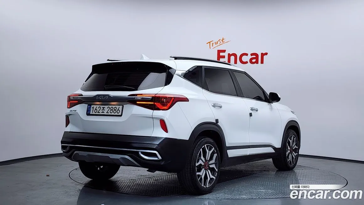 Kia Seltos 2023 из KR, фото 4