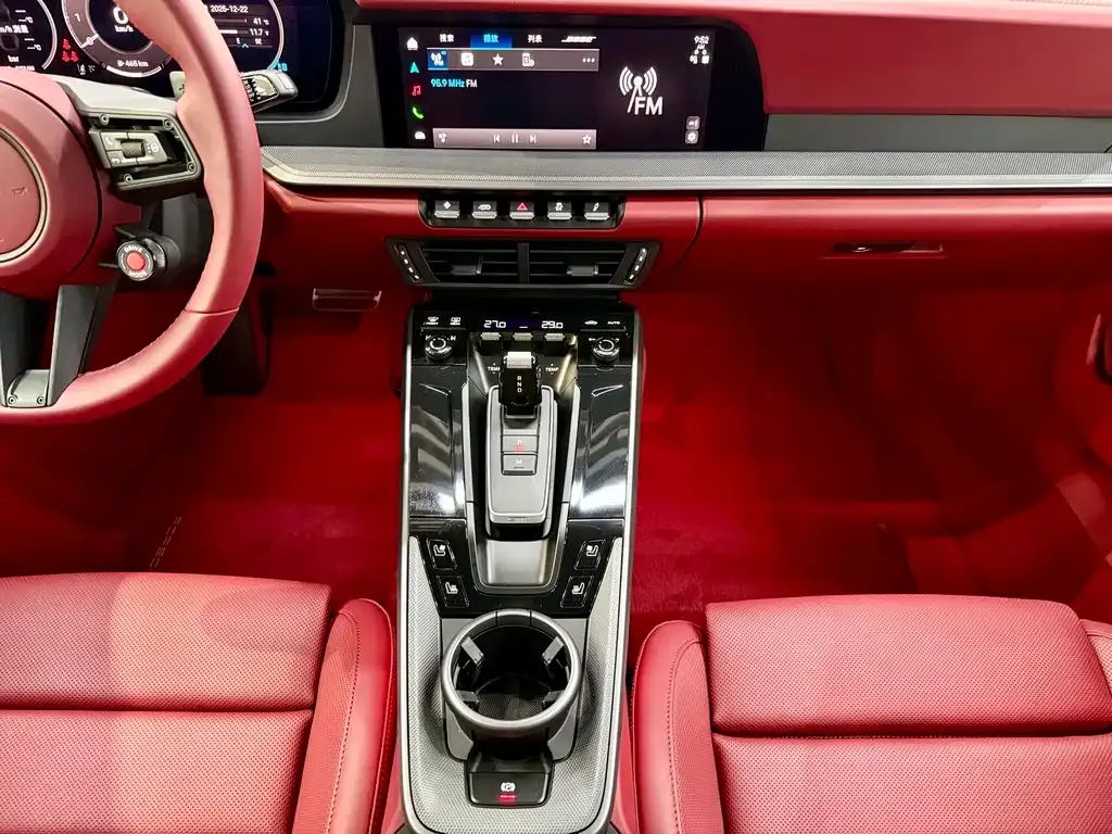 Porsche 911 2025 из CN, фото 8