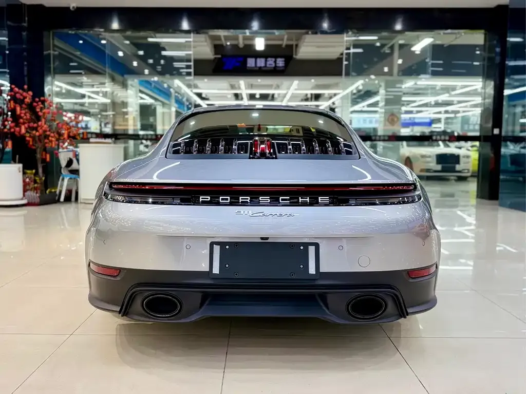 Porsche 911 2025 из CN, фото 2