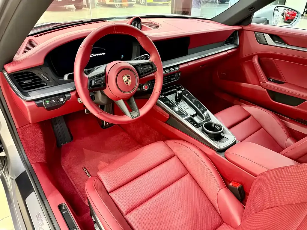 Porsche 911 2025 из CN, фото 5
