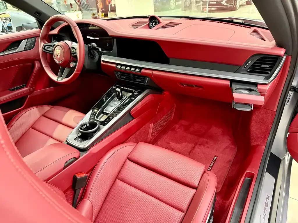 Porsche 911 2025 из CN, фото 9