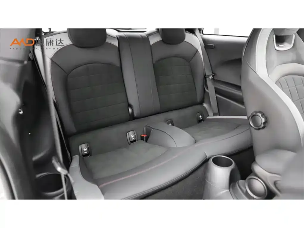 MINI Cooper (3-door) 2024 из CN, фото 4