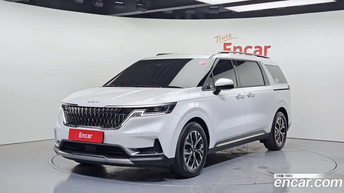 Kia Carnival 2023 из KR, фото 1