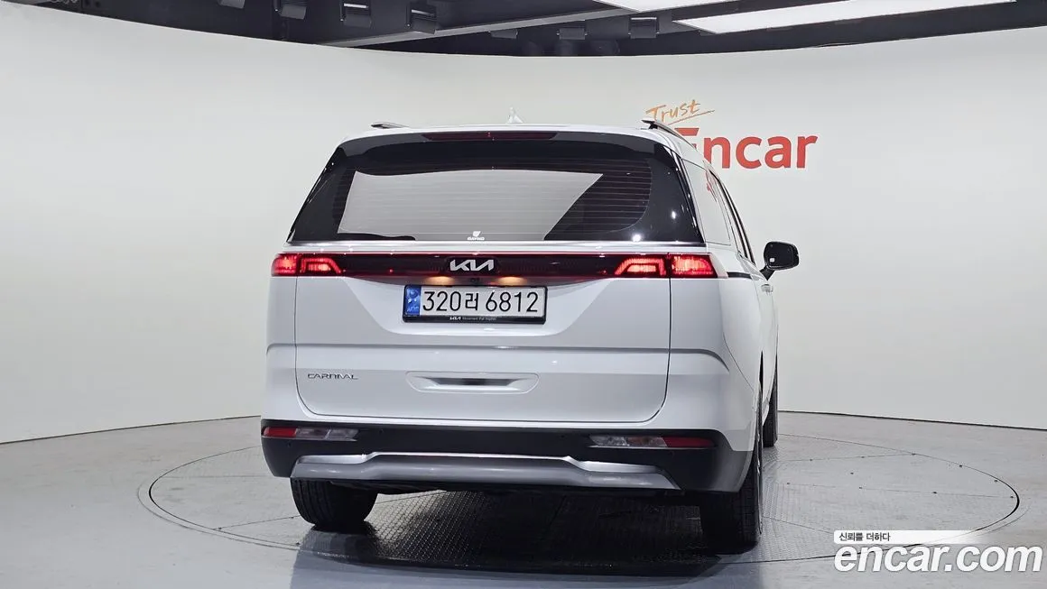 Kia Carnival 2023 из KR, фото 9