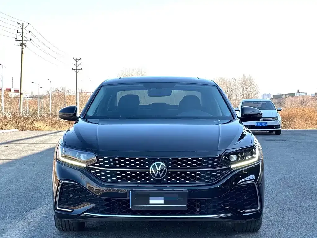 Volkswagen Passat — фото 2