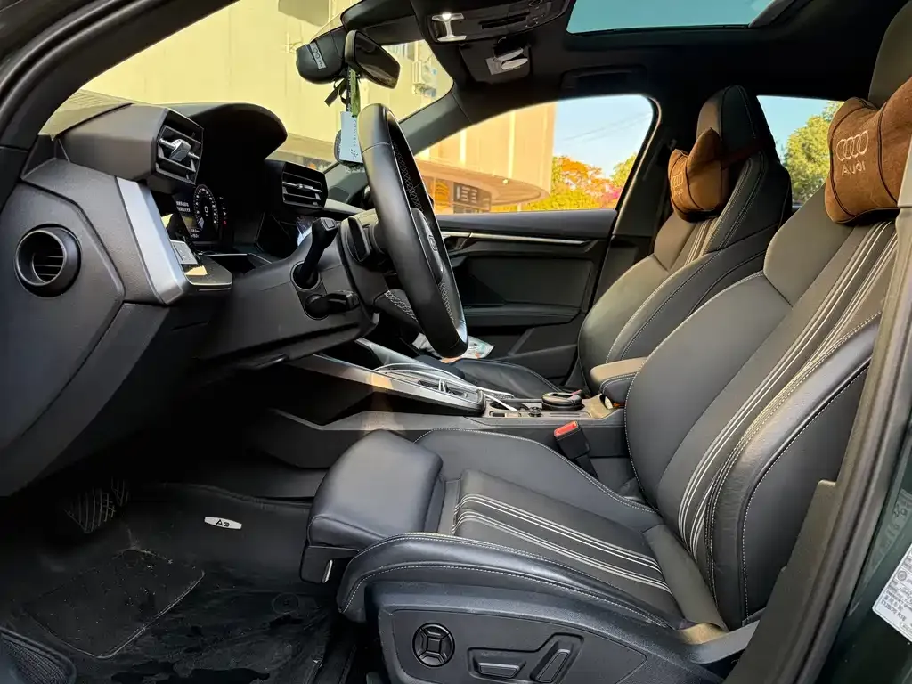 Audi A3 2023 из CN, фото 9