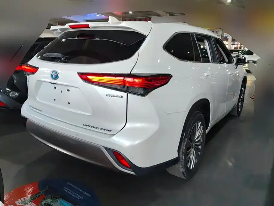 Toyota Highlander 2022 из CN, фото 2