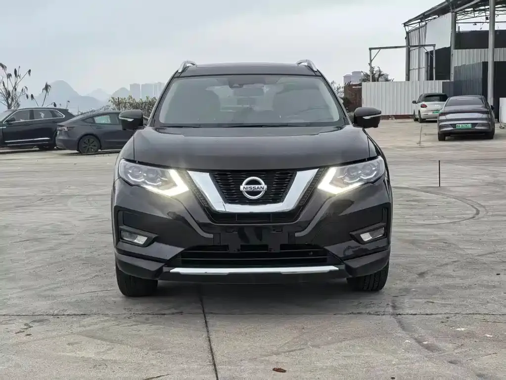 Nissan X-Trail 2021 из CN, фото 2
