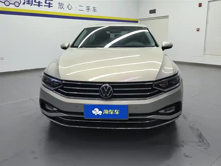 Volkswagen Magotan 2021 из CN, фото 2