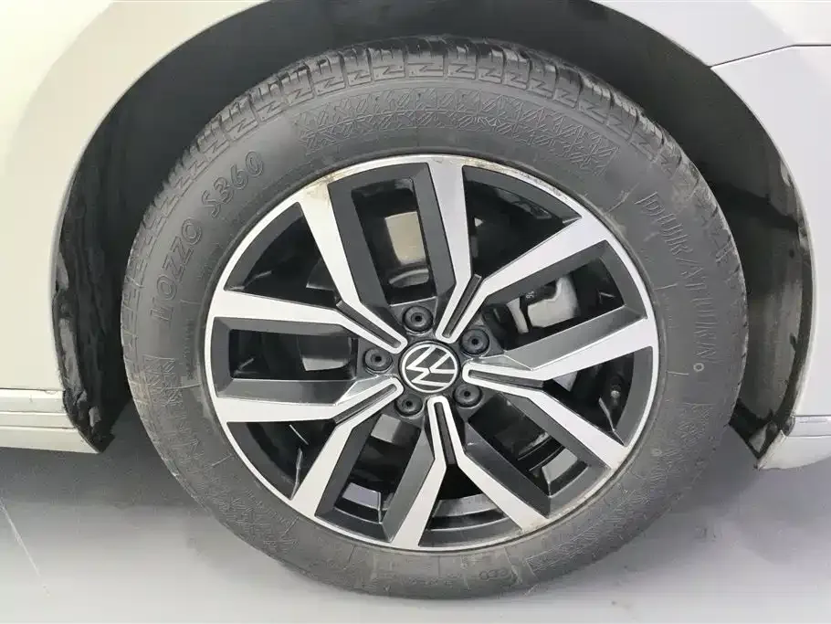 Volkswagen Magotan 2021 из CN, фото 8