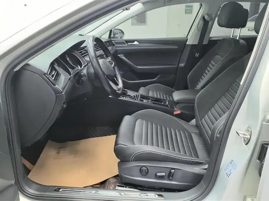 Volkswagen Magotan 2021 из CN, фото 9