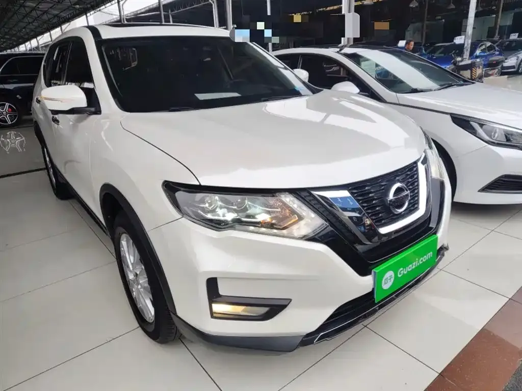 Nissan X-Trail — фото 4