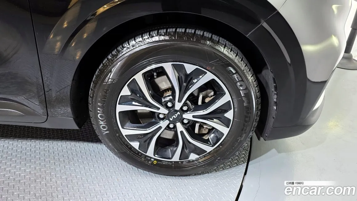 Kia Carnival 2023 из KR, фото 5