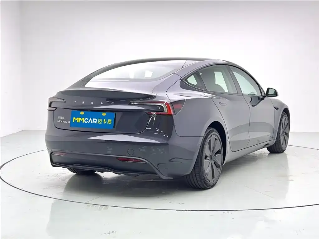 Tesla Model 3 2025 из CN, фото 2