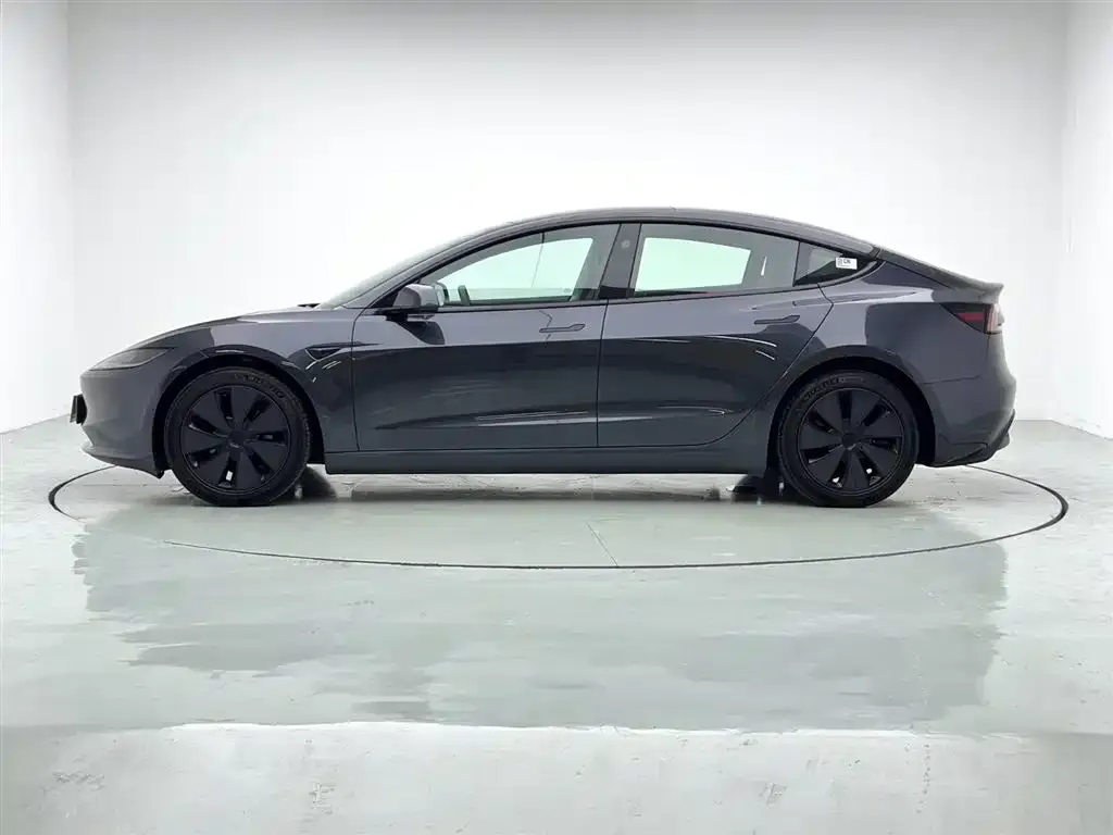 Tesla Model 3 2025 из CN, фото 10