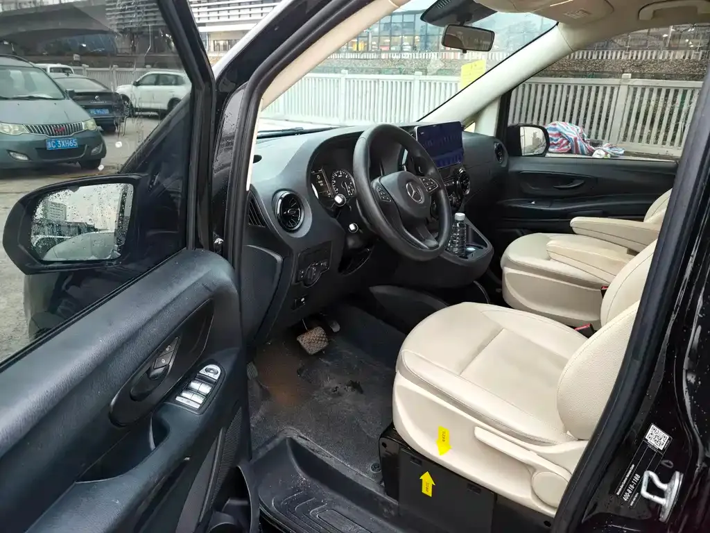 Mercedes-Benz Vito 2022 из CN, фото 2