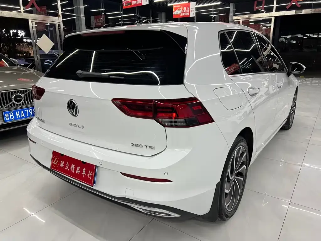 Volkswagen Golf 2022 из CN, фото 6