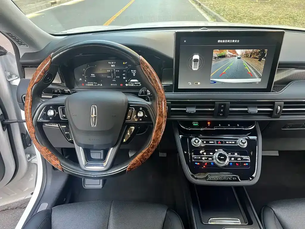 Lincoln Corsair 2023 из CN, фото 3
