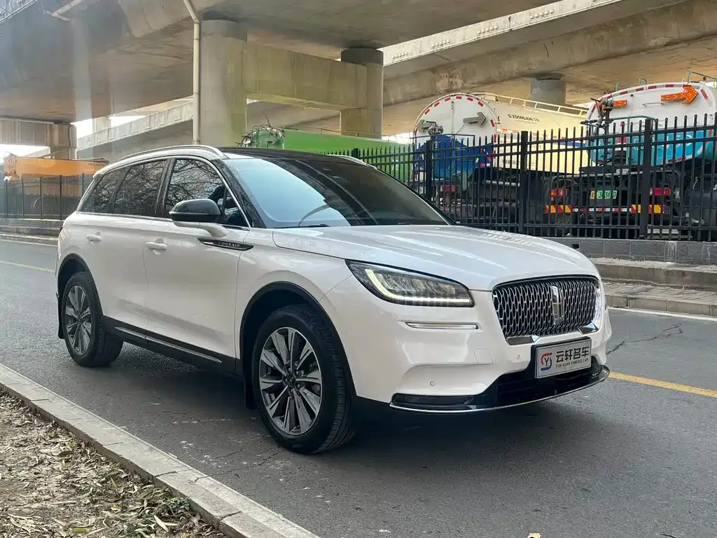 Lincoln Corsair 2023 из CN, фото 8