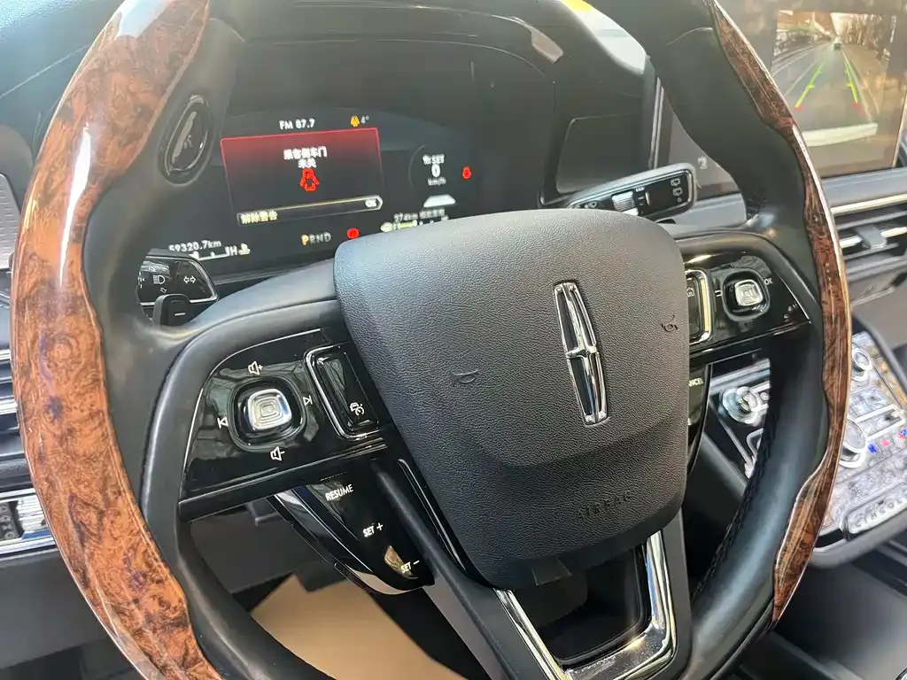 Lincoln Corsair 2023 из CN, фото 2