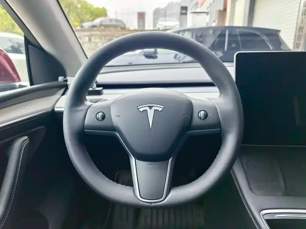 Tesla Model Y 2024 из CN, фото 10