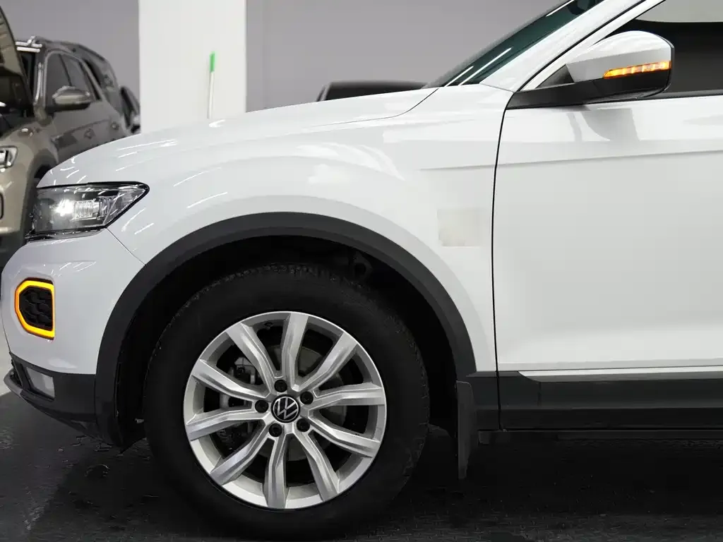 Volkswagen T-Roc 2021 из CN, фото 3