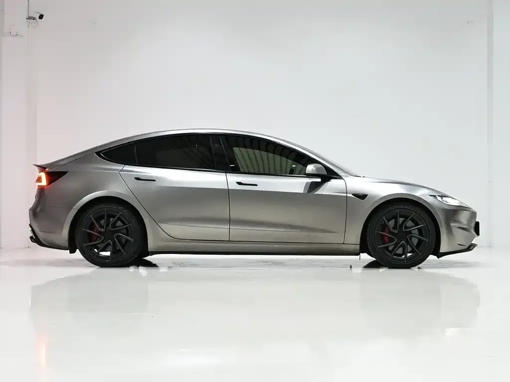 Tesla Model 3 2024 из CN, фото 5