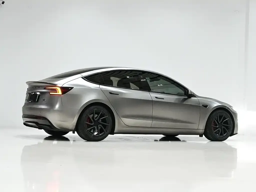 Tesla Model 3 2024 из CN, фото 3