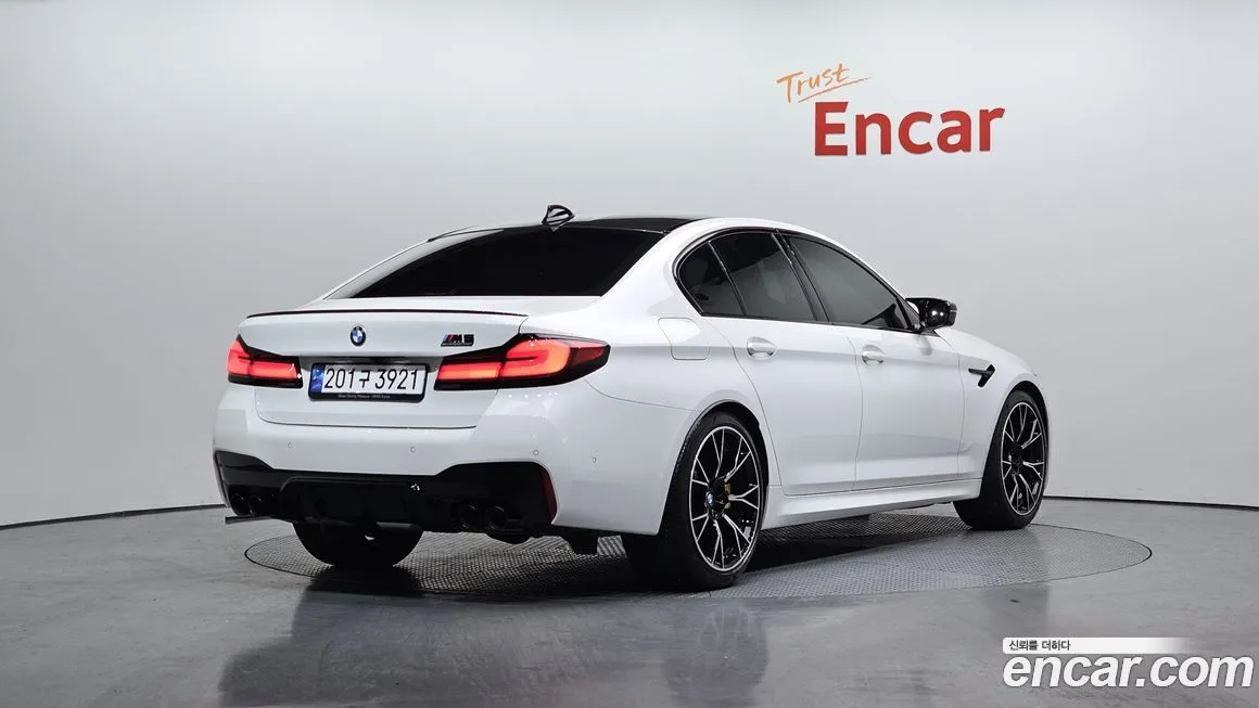 BMW M5 2023 из KR, фото 5
