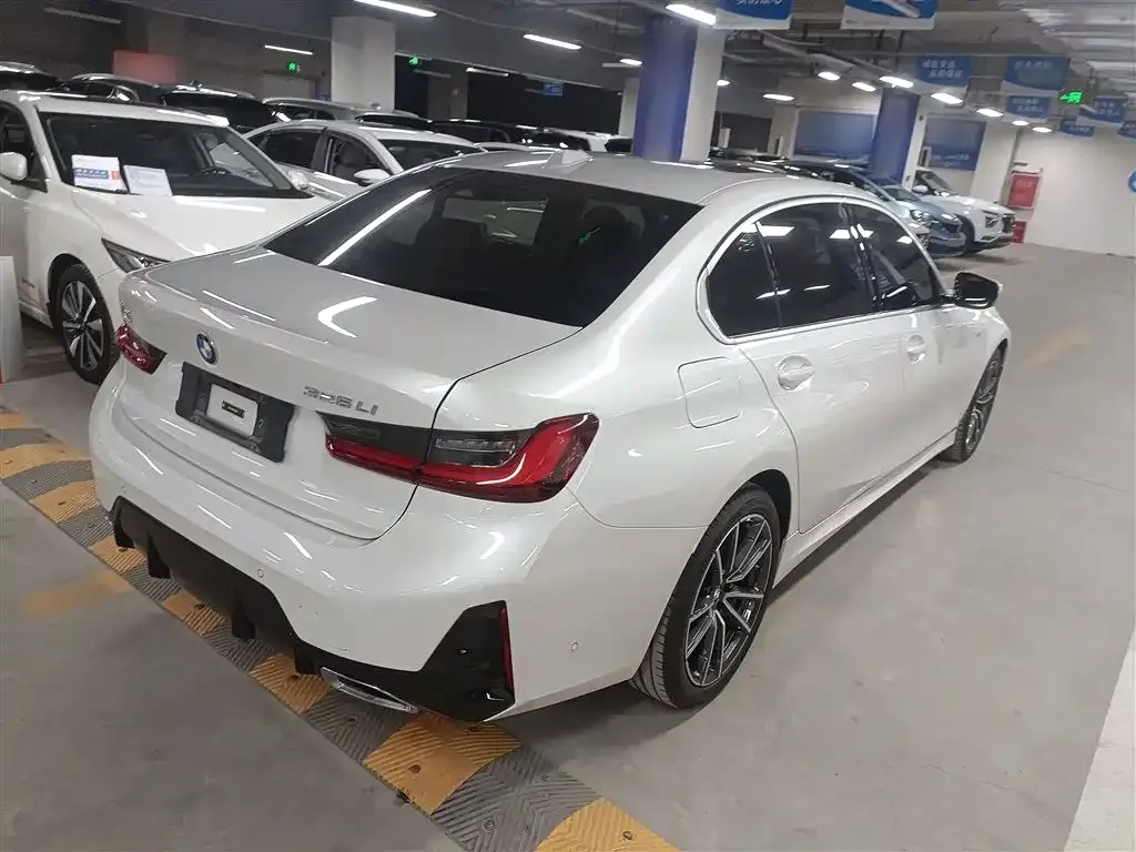 BMW 3 Series 2024 из CN, фото 5