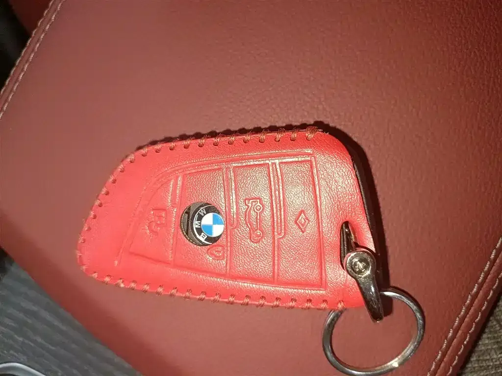 BMW 3 Series 2024 из CN, фото 9
