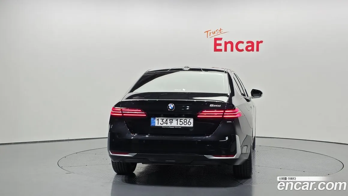 BMW 5-Series 2025 из KR, фото 4