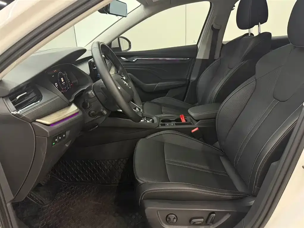 Skoda Octavia 2022 из CN, фото 7