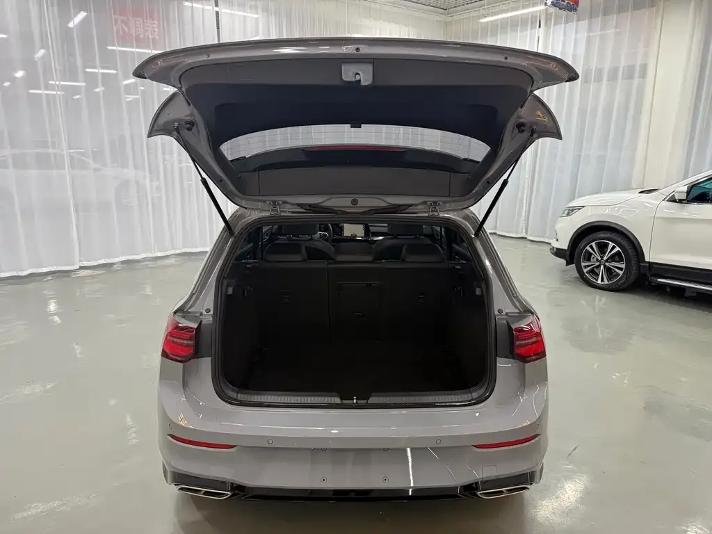 Volkswagen Golf 2021 из CN, фото 5