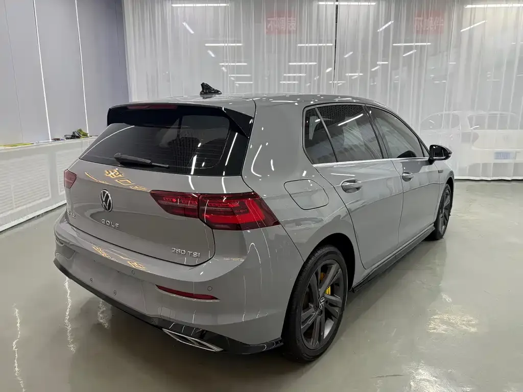 Volkswagen Golf 2021 из CN, фото 10