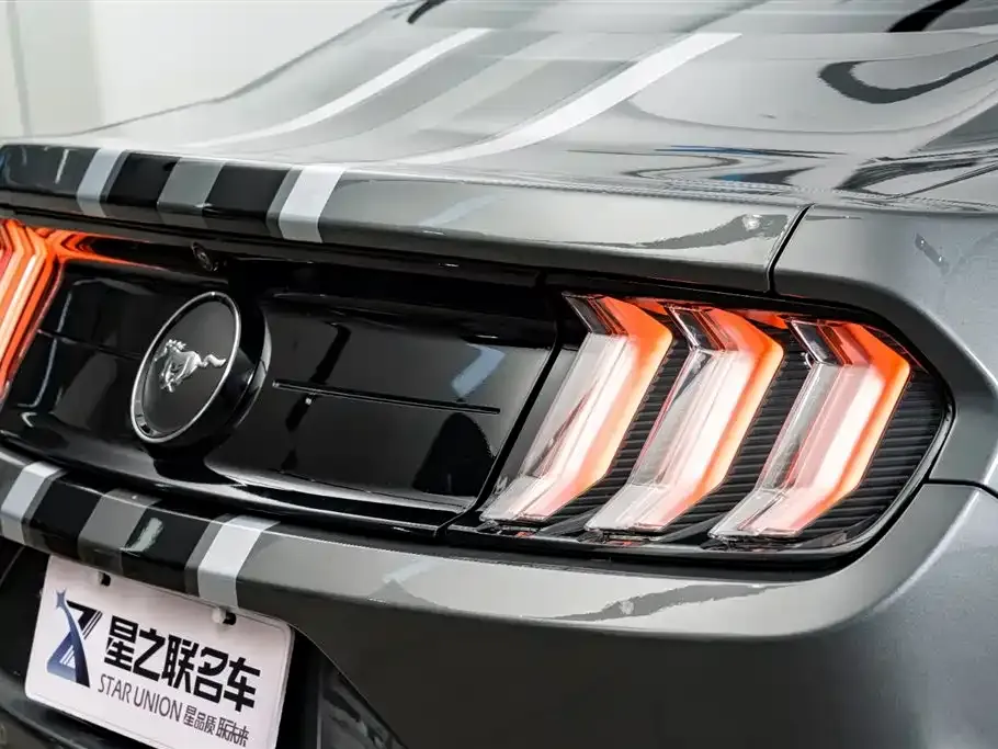 Ford Mustang 2023 из CN, фото 5