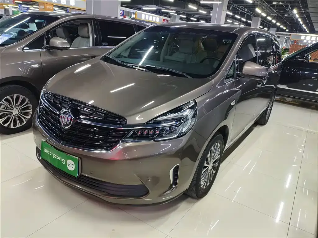 Buick GL8 2021 из CN, фото 1