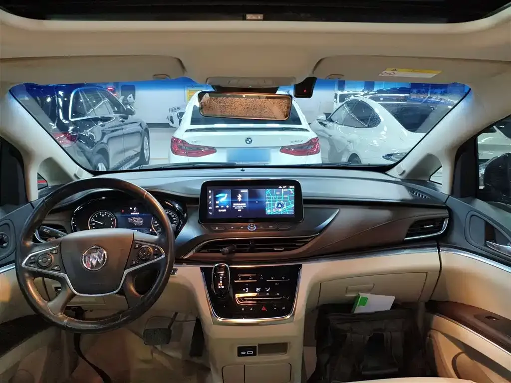 Buick GL8 2021 из CN, фото 10