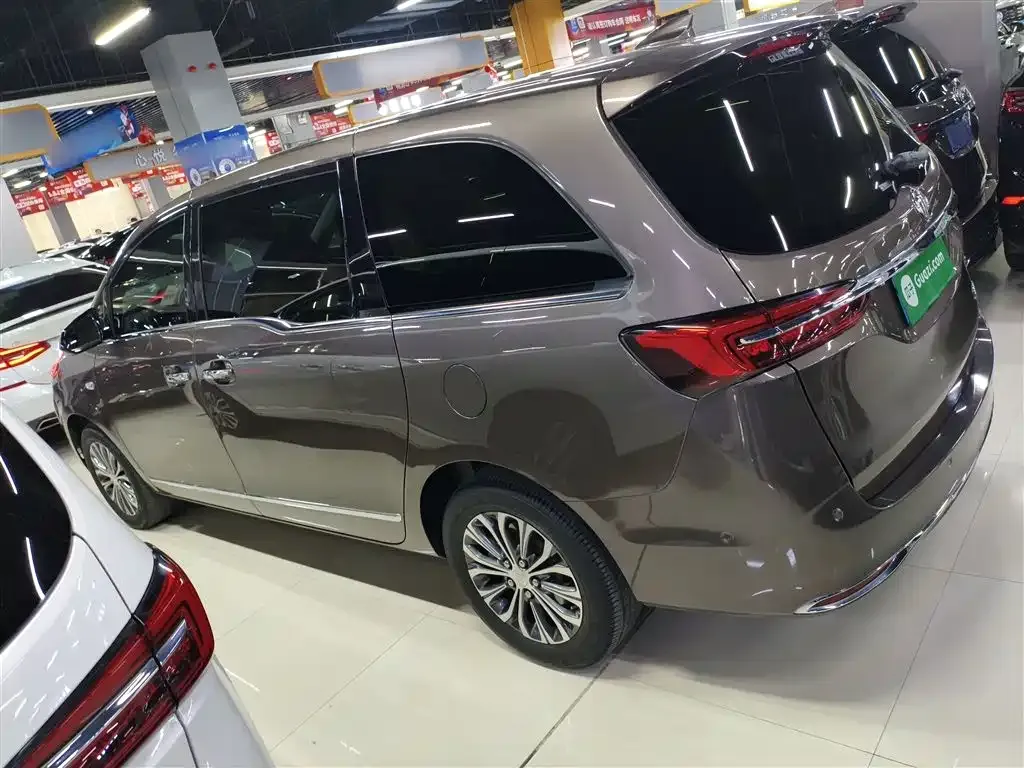 Buick GL8 2021 из CN, фото 8