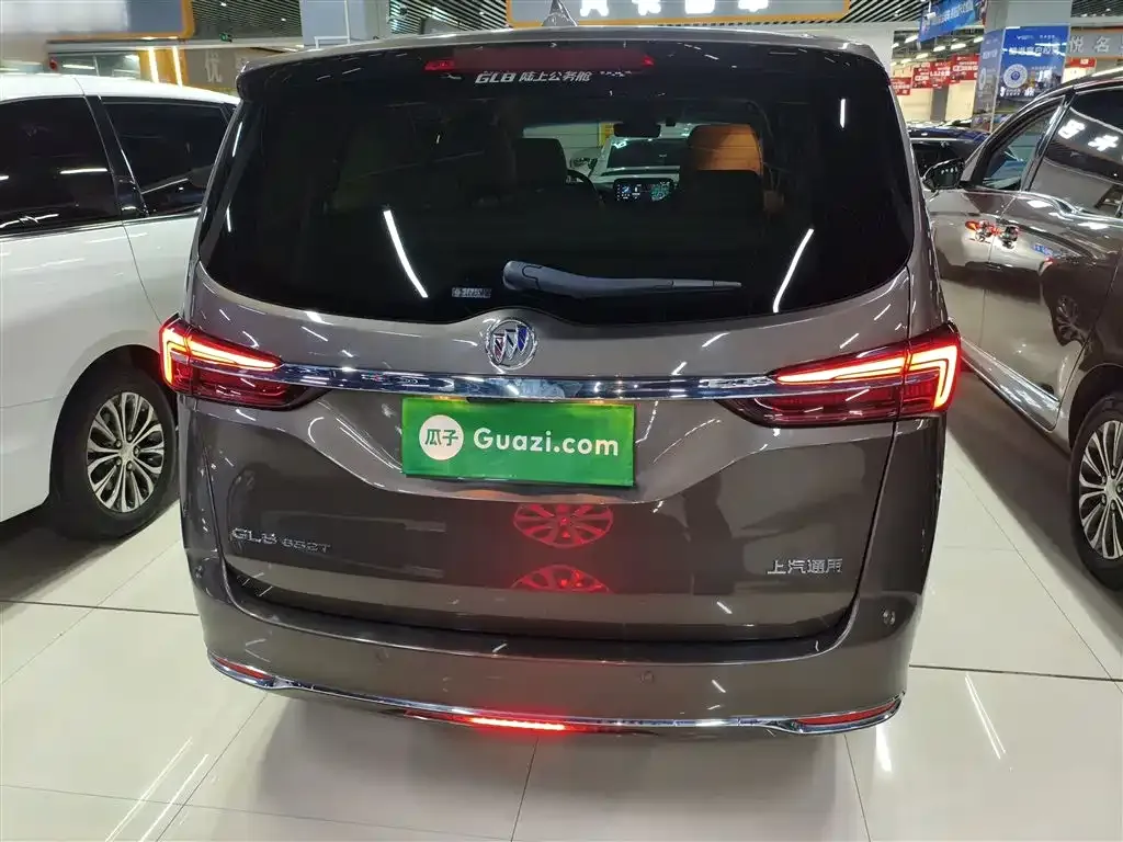 Buick GL8 2021 из CN, фото 7
