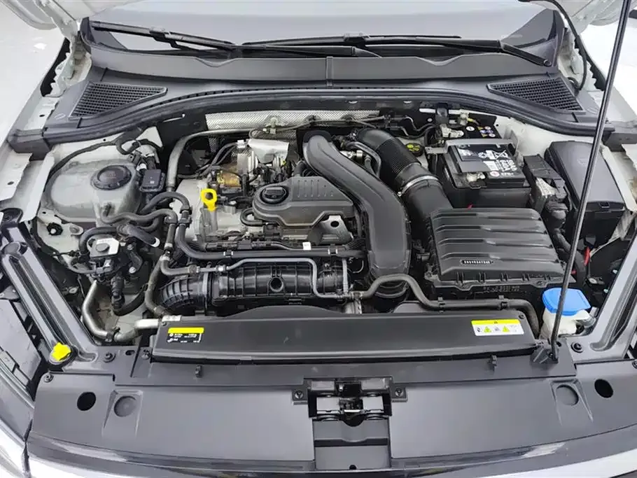 Volkswagen Bora 2024 из CN, фото 10