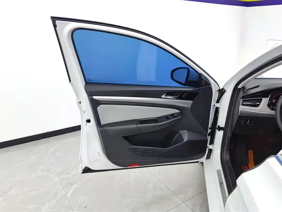 Volkswagen Bora 2024 из CN, фото 7