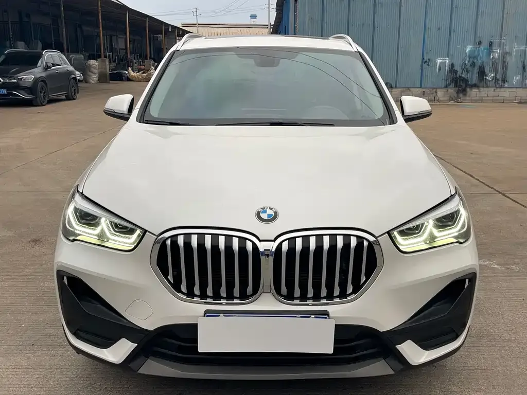BMW X1 2022 из CN, фото 8