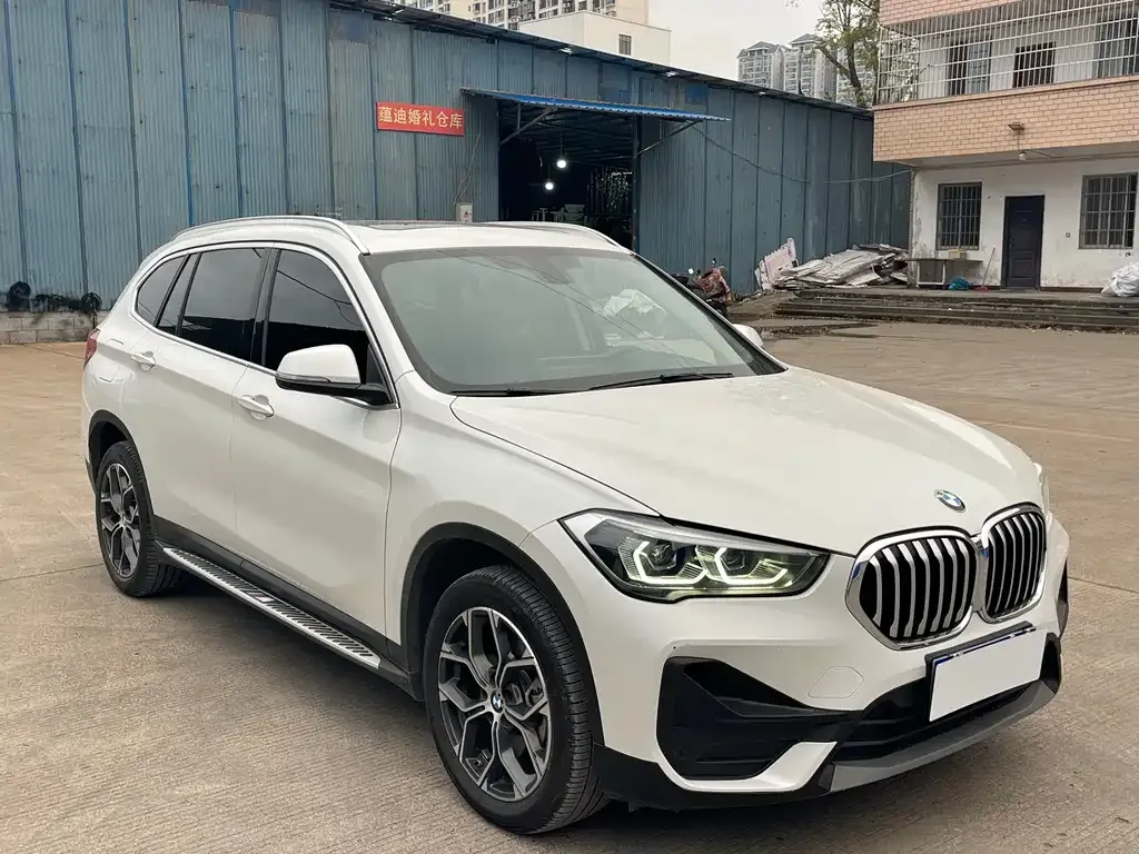 BMW X1 2022 из CN, фото 3