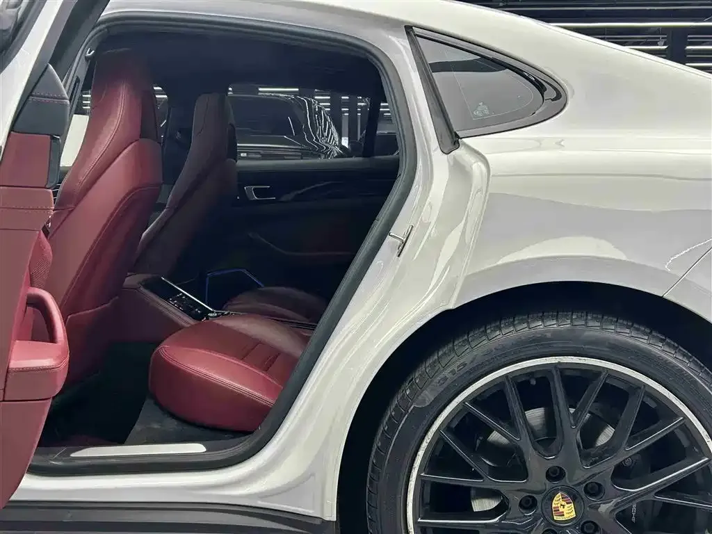 Porsche Panamera 2023 из CN, фото 8