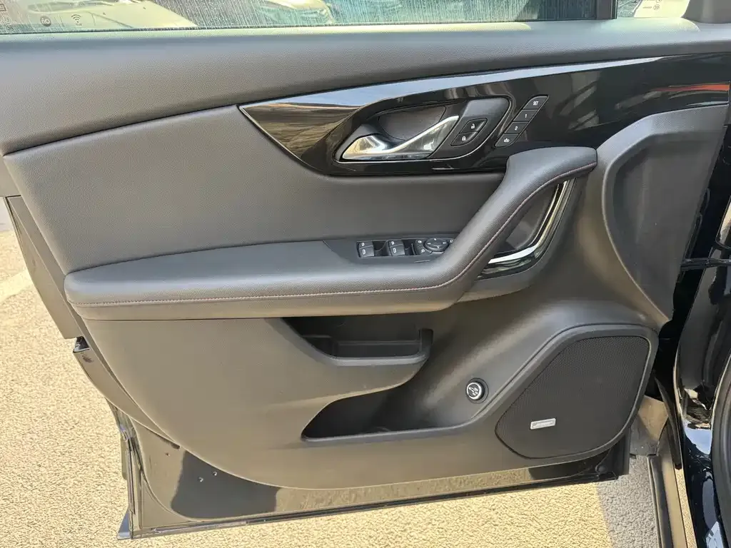 Chevrolet Blazer 2022 из CN, фото 4