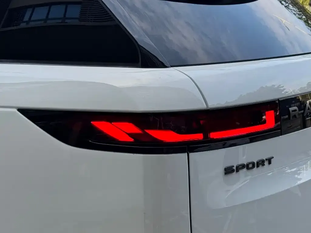 Land Rover Sport 2025 из CN, фото 2