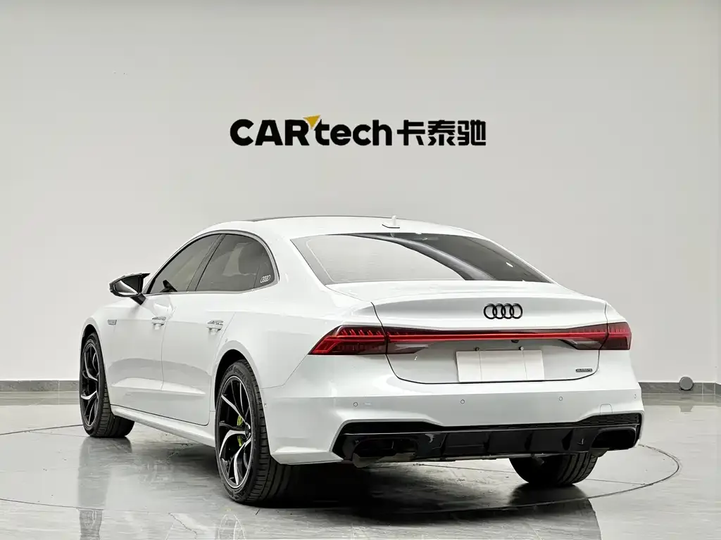 Audi A7L 2023 из CN, фото 4