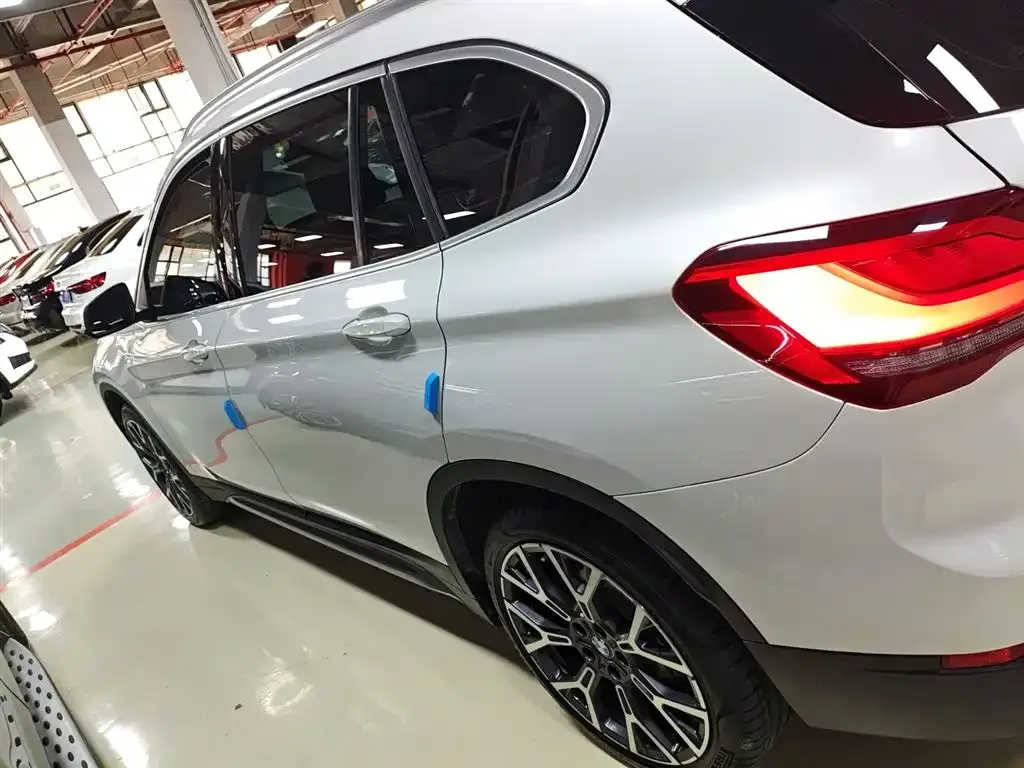 BMW X1 2021 из CN, фото 2