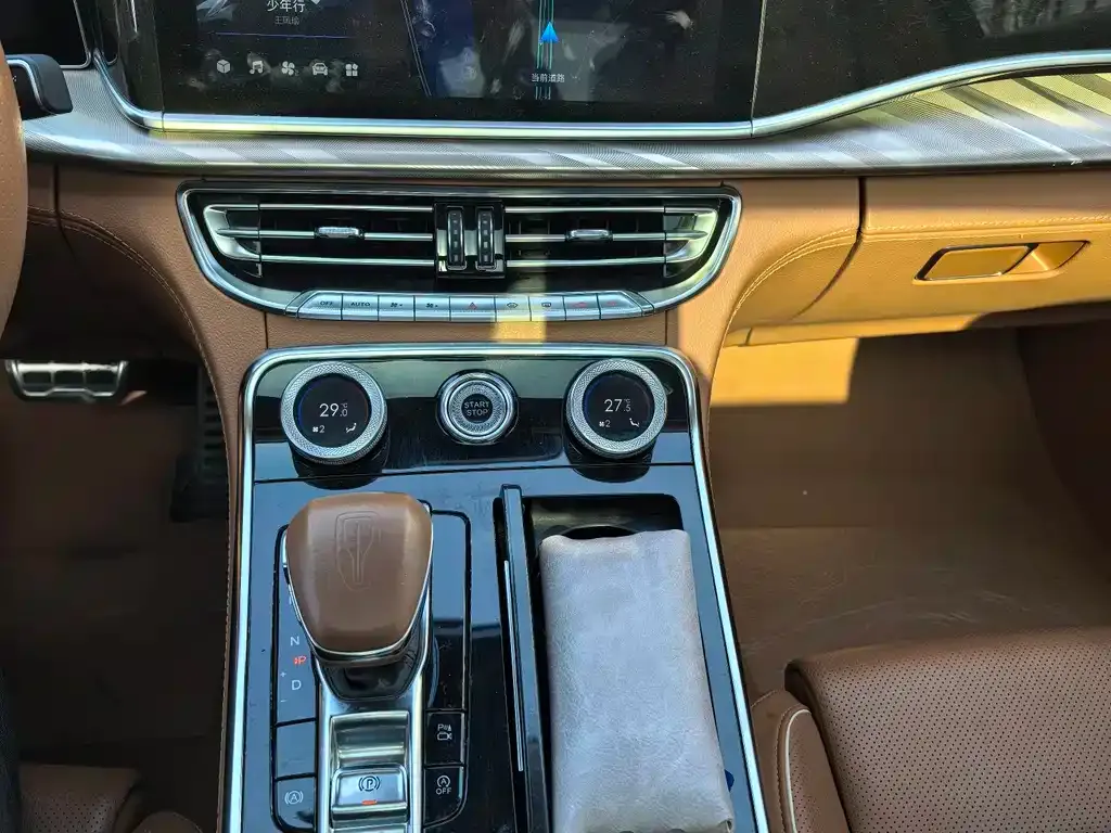 Hongqi H9 2021 из CN, фото 7